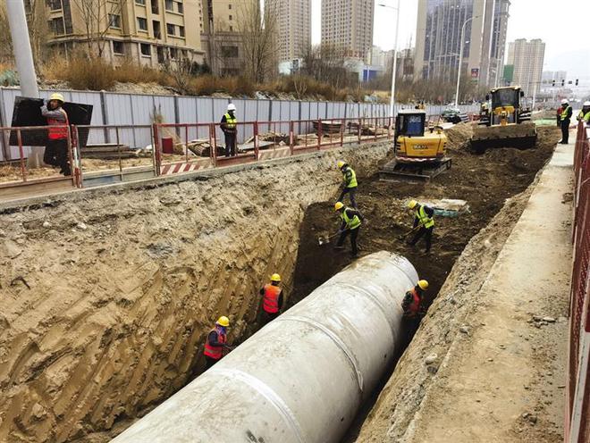 兰州市 争分夺秒 攻坚克难 全力推进城区排涝防涝重点工程建设